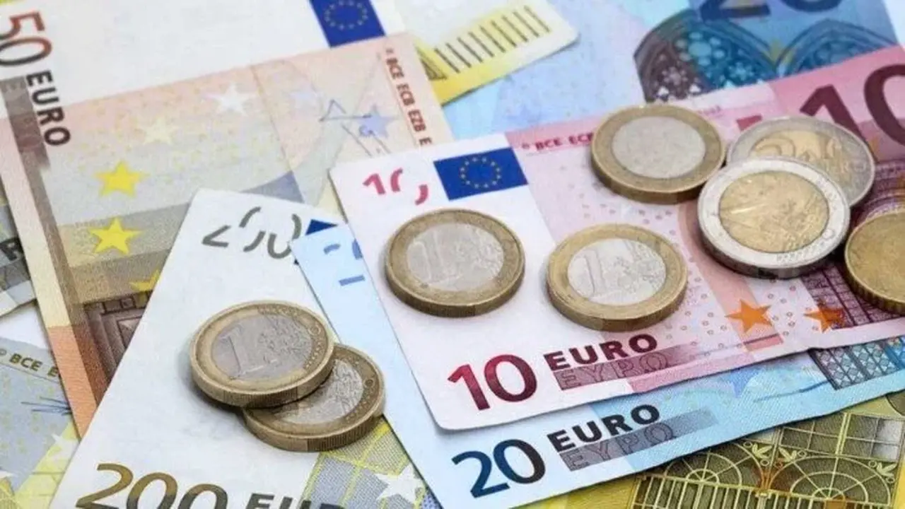 سعر اليورو مقابل الجنيه في تعاملات البنوك المصرية يوم الأربعاء 4-3-2026
